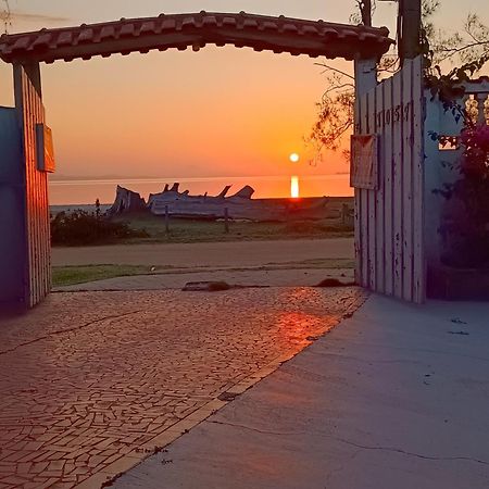 Praia Seca, 10 Pessoas, Em Frente A Lagoa Do Tome Araruama Bagian luar foto